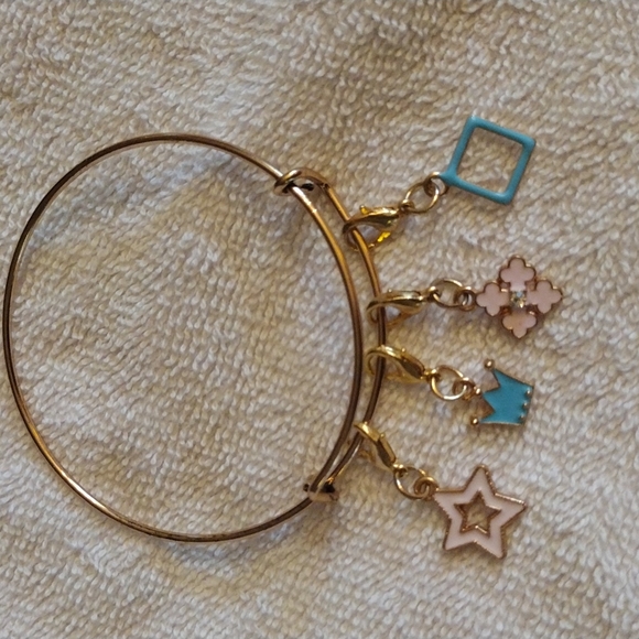 Pink and blue charm gold bracelet - Picture 1 of 2